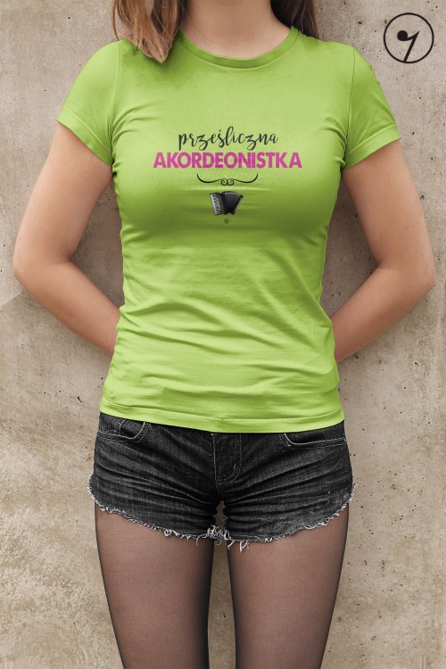 Przesliczna akordeonistka - zielona.jpg
