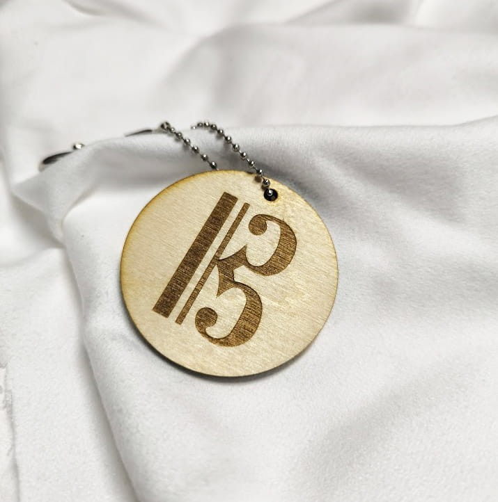 Klucz altowy - Brelok z drewna - Brelok ze sklejki - Prezent dla muzyka