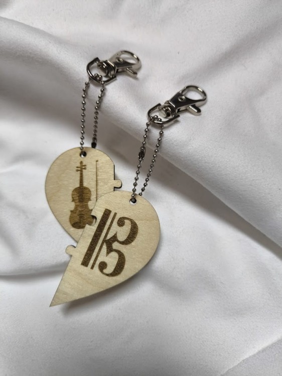 Altówka i klucz altowy - Breloki z drewna - Breloki ze sklejki - Puzzle Serce - Prezent dla muzyka