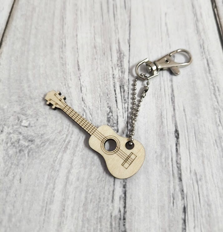 Ukulele - Brelok z drewna - Brelok ze sklejki  - Prezent dla muzyka