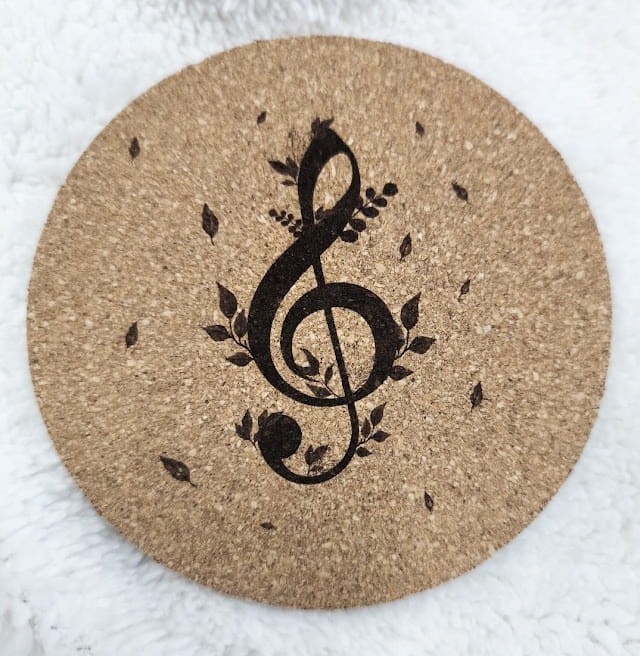 Klucz wiolinowy - Liście - Podkładka korkowa - grawerowana