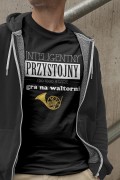 Waltornia - Przystojny, inteligentny, gra na waltorni - Prezent dla waltornisty - Koszulka