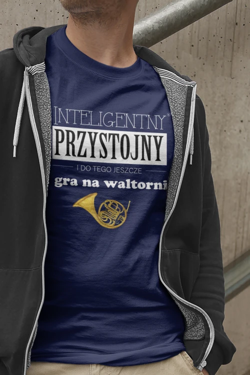 Waltornia - Przystojny, inteligentny, gra na waltorni - Prezent dla waltornisty - Koszulka