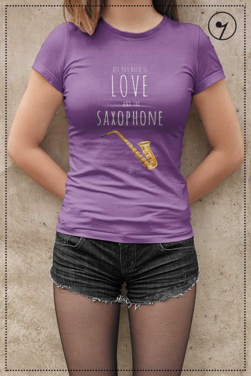 love saksofon fioletowa.jpg