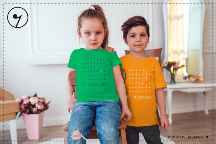 Be Different -Trawiasta i Pomaranczowa Koszulka dziecięca GingerCat & Osemkowa.jpg