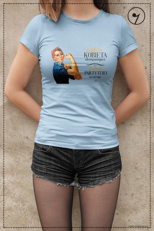 blekitna - kobieta akompaniujaca.jpg